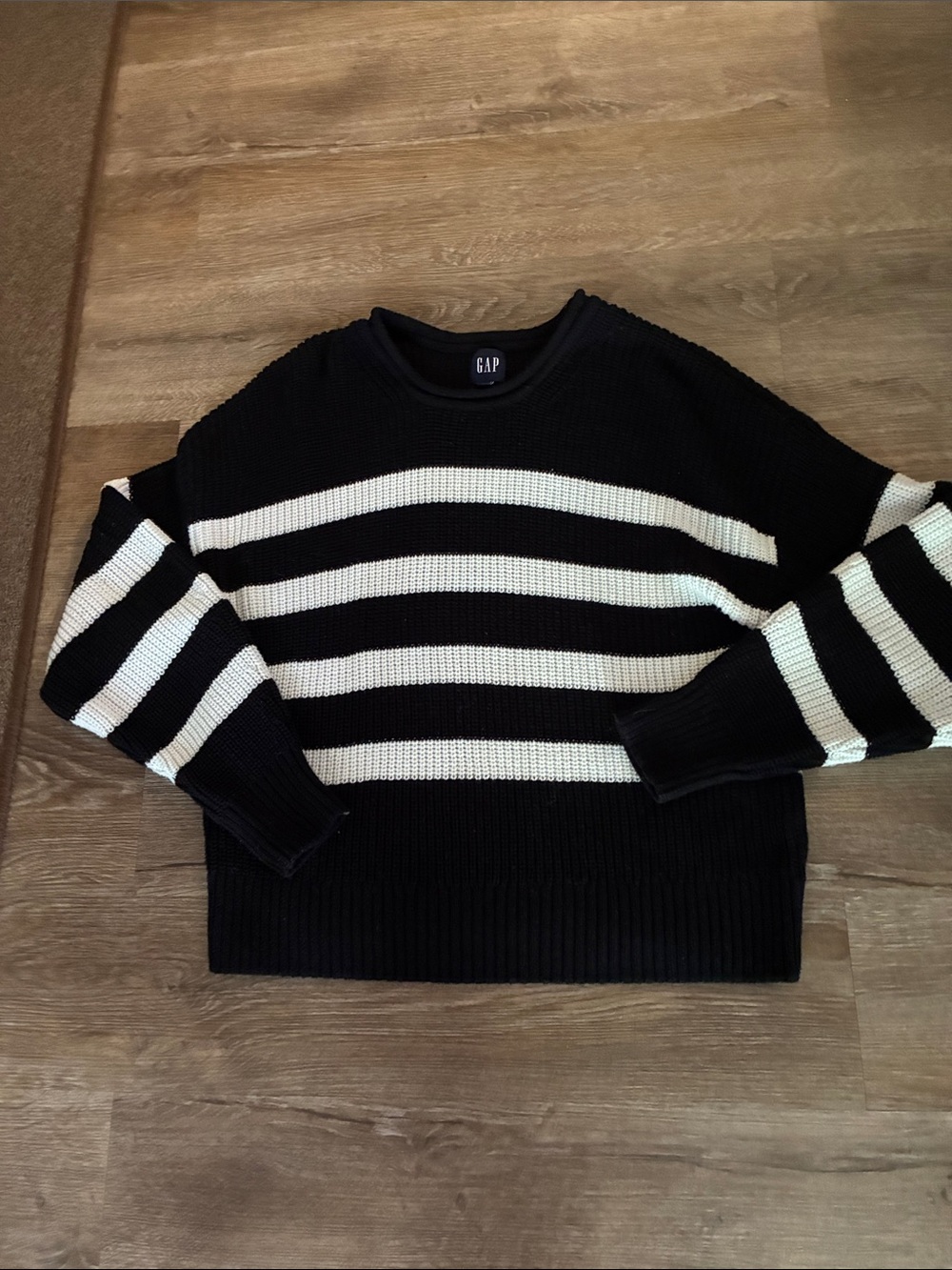 Gap Black & White stripe chunky sweater